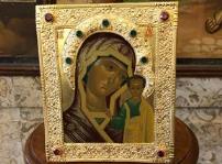 Божественная литургия в день памяти Казанской иконы Божией Матери