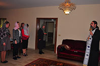 Молебен свт. Николаю и беседа на Подворье в Бсалиме