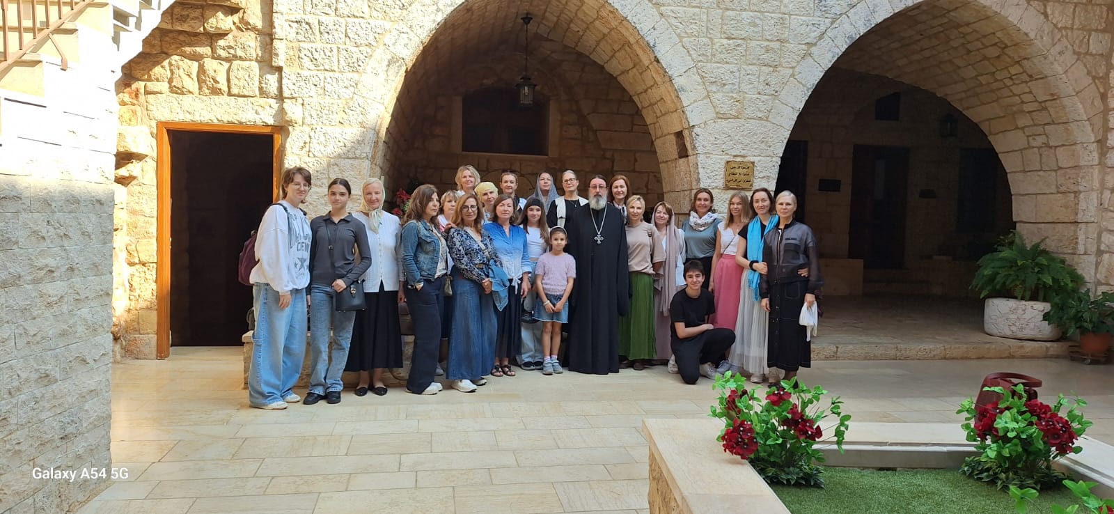 Паломническая поездка общины Подворья Русской Православной Церкви в Ливане в монастырь в честь святого Иакова Персянина